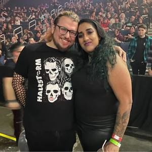 Meet your Posher, Kurtis